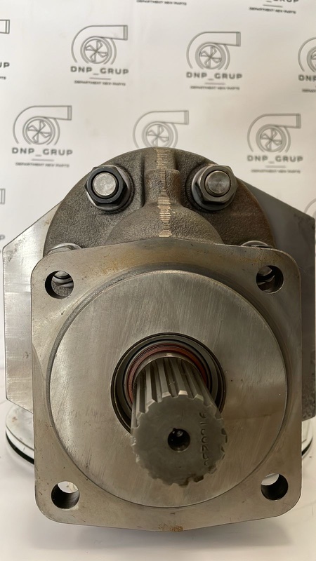 Запчасть гидравлический насос D10 9J-0455 9J-0455 новая Гидравлический насос D10 9J-0455 9J-0455 новая