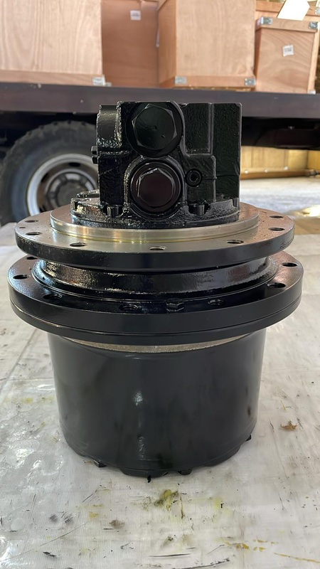 РЕДУКТОР ХОДА С ГИДРОМОТОРОМ R916574135