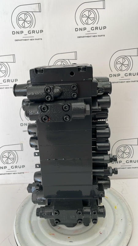 Запчасть гидрораспределитель PC35R-8 723-19-11403 723-19-11403 новая ГИДРОРАСПРЕДЕЛИТЕЛЬ PC35R-8 723-19-11403 723-19-11403 новая