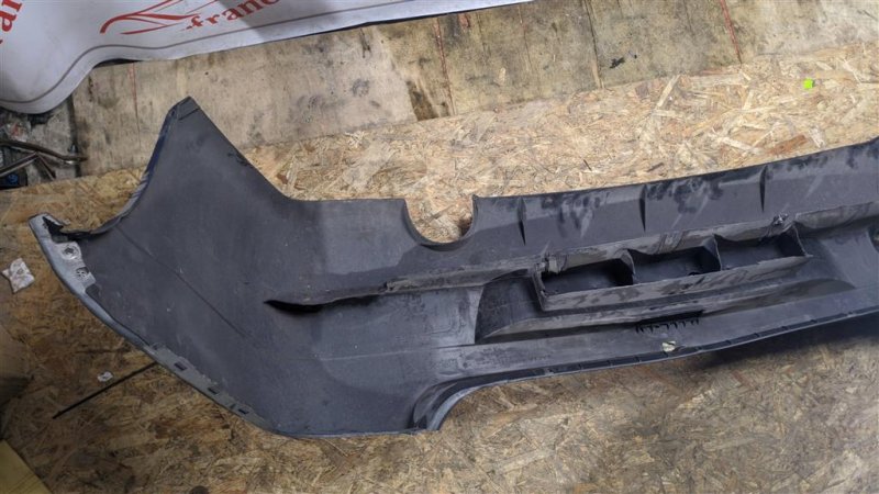 Бампер задний Logan 1 Бампер задний Logan 1