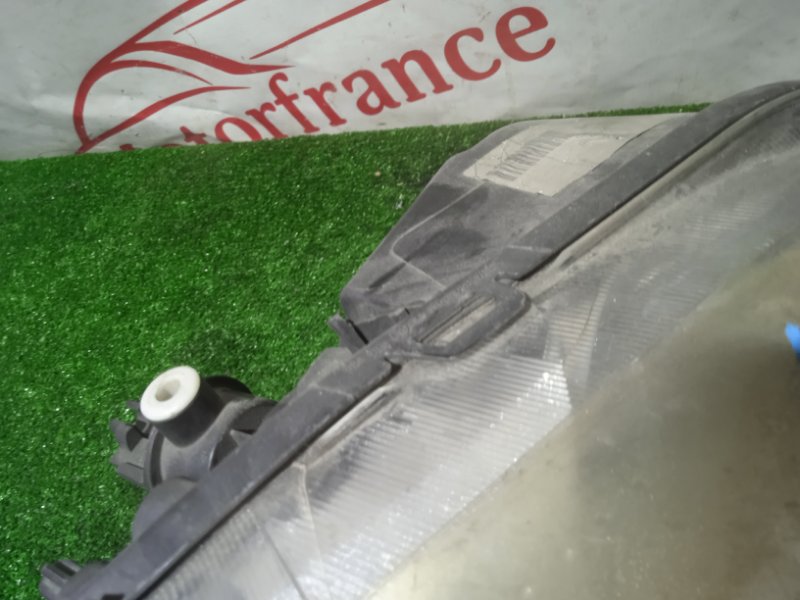 Фара галогеновая правая Renault Logan 1 Фара галогеновая правая Renault Logan 1