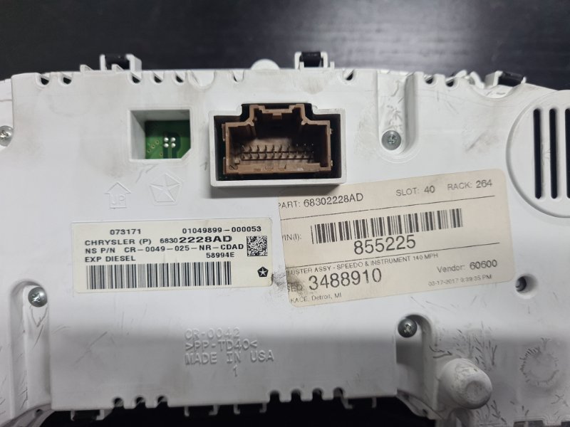 Панель приборов Jeep Grand Cherokee WK2 3 дизель Панель приборов Jeep Grand Cherokee WK2 3 дизель