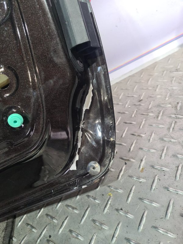 Крышка багажника задняя Grand Cherokee 2013-2022 WK2 Крышка багажника задняя Grand Cherokee 2013-2022 WK2