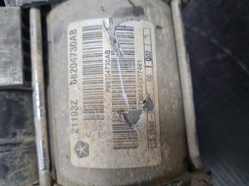 Насос пневмоподвески Grand Cherokee 2013-2022 WK2