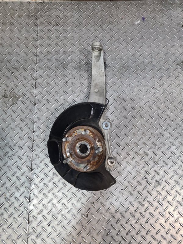 Кулак поворотный передний левый Grand Cherokee 2016-2021 WK2 дизель