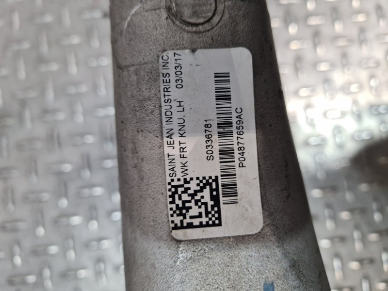 Кулак поворотный передний левый Grand Cherokee 2016-2021 WK2 дизель