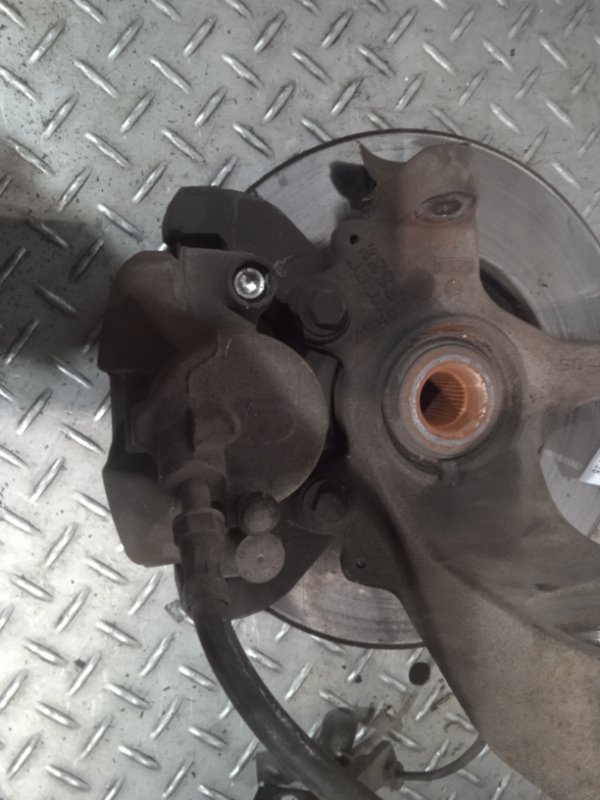 Суппорт тормозной передний левый Ford Focus 2 1682876 контрактная