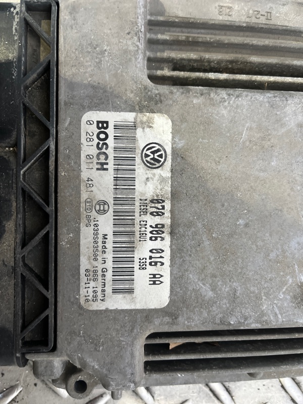 Блок управления двигателем Touareg 2002-2010 1 AYH Блок управления двигателем Touareg 2002-2010 1 AYH