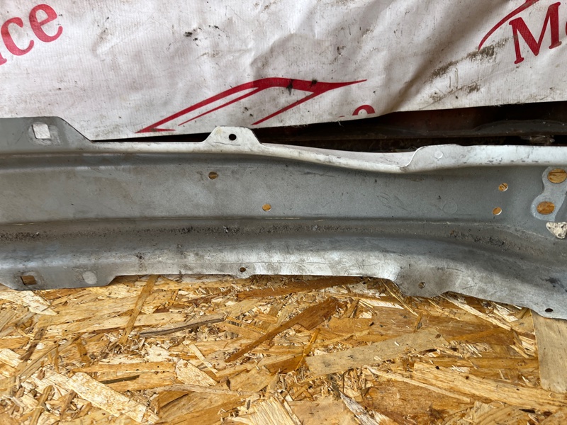 Усилитель бампера передний Sandero 2010-2020 2