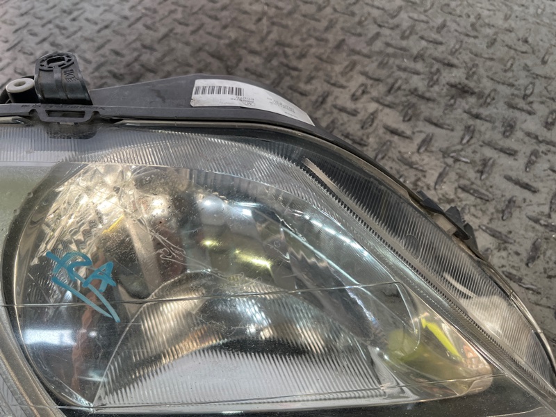 Фара галогеновая передняя правая Renault Logan Фара галогеновая передняя правая Renault Logan