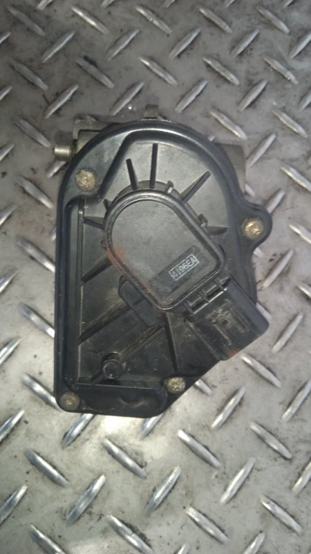 Дроссельная заслонка Ford Fusion 1 1.4 FXJB