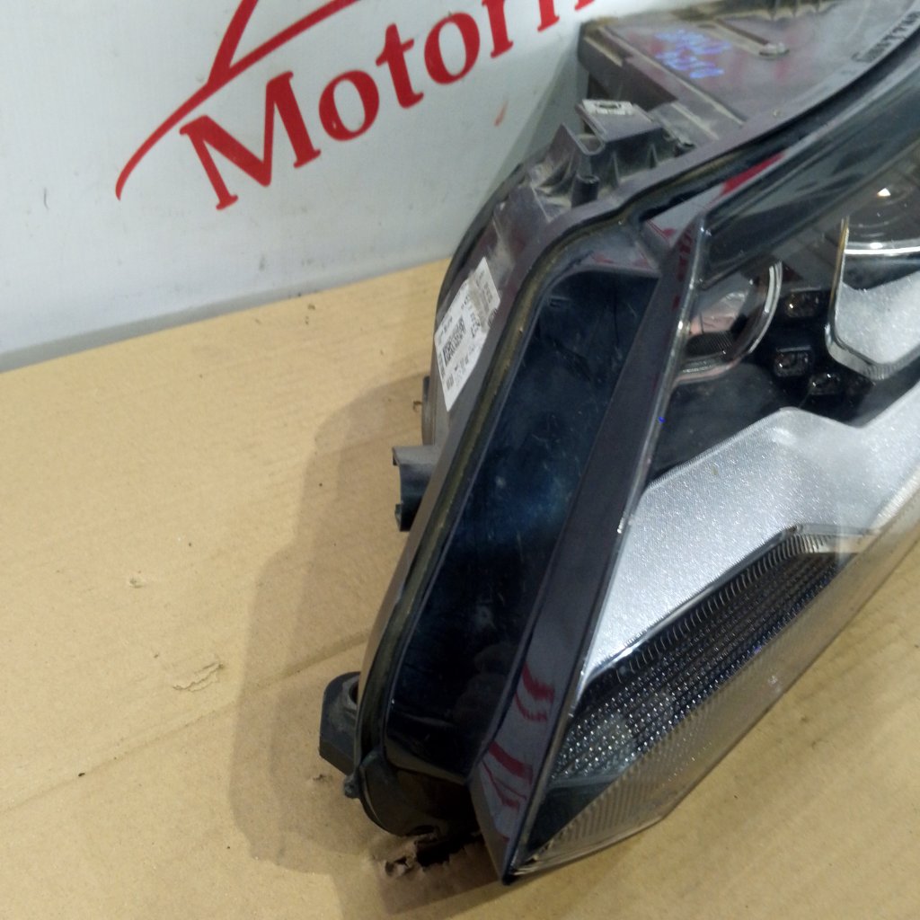 Фара ксеноновая левая Tiguan 2014 1 Фара ксеноновая левая Tiguan 2014 1