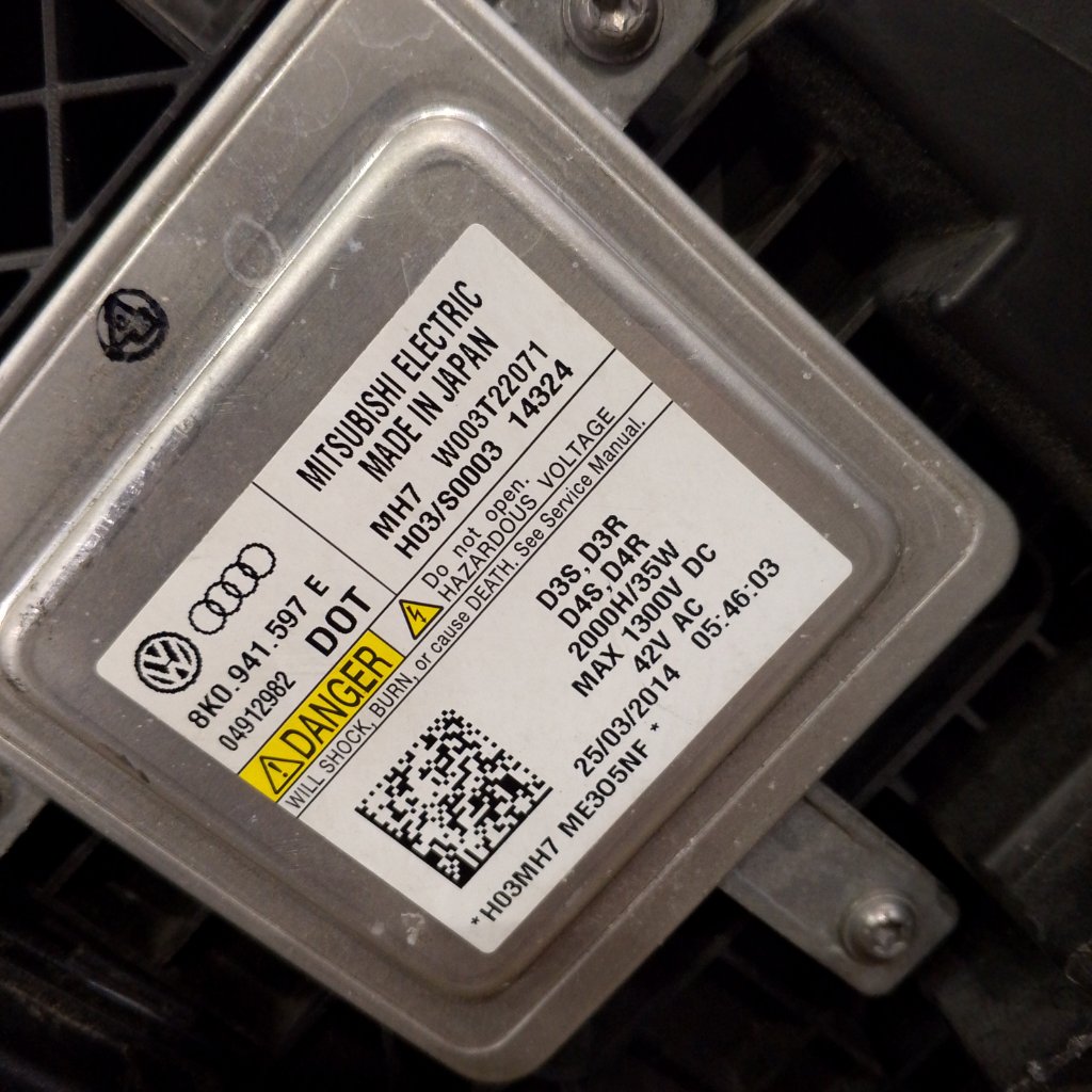 Фара ксеноновая левая Tiguan 2014 1 Фара ксеноновая левая Tiguan 2014 1