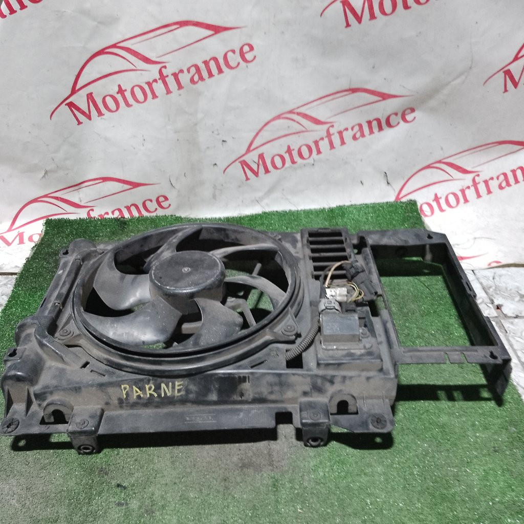 Вентилятор радиатора C4 Picasso 2008