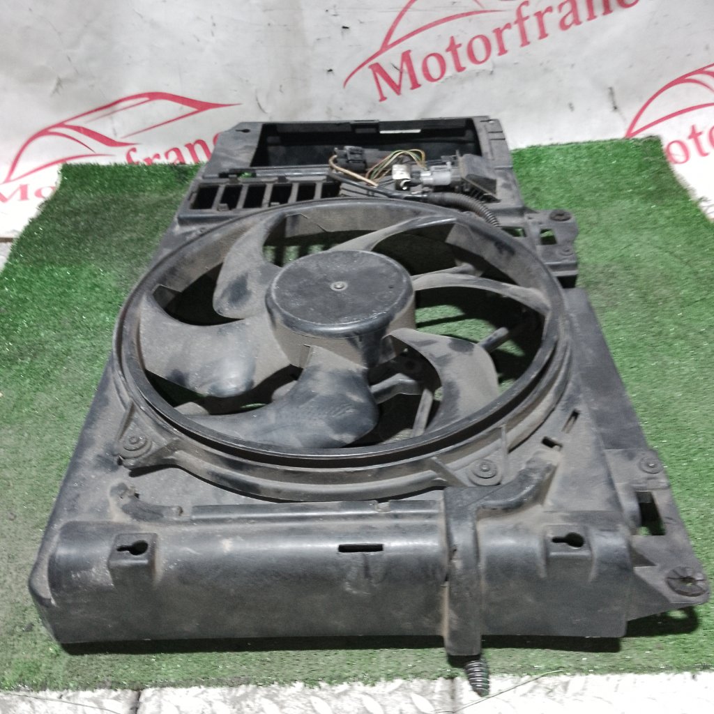 Вентилятор радиатора C4 Picasso 2008