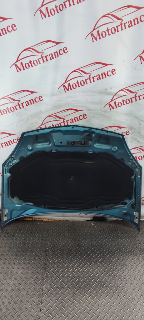 Капот Clio 2002 2 1.2