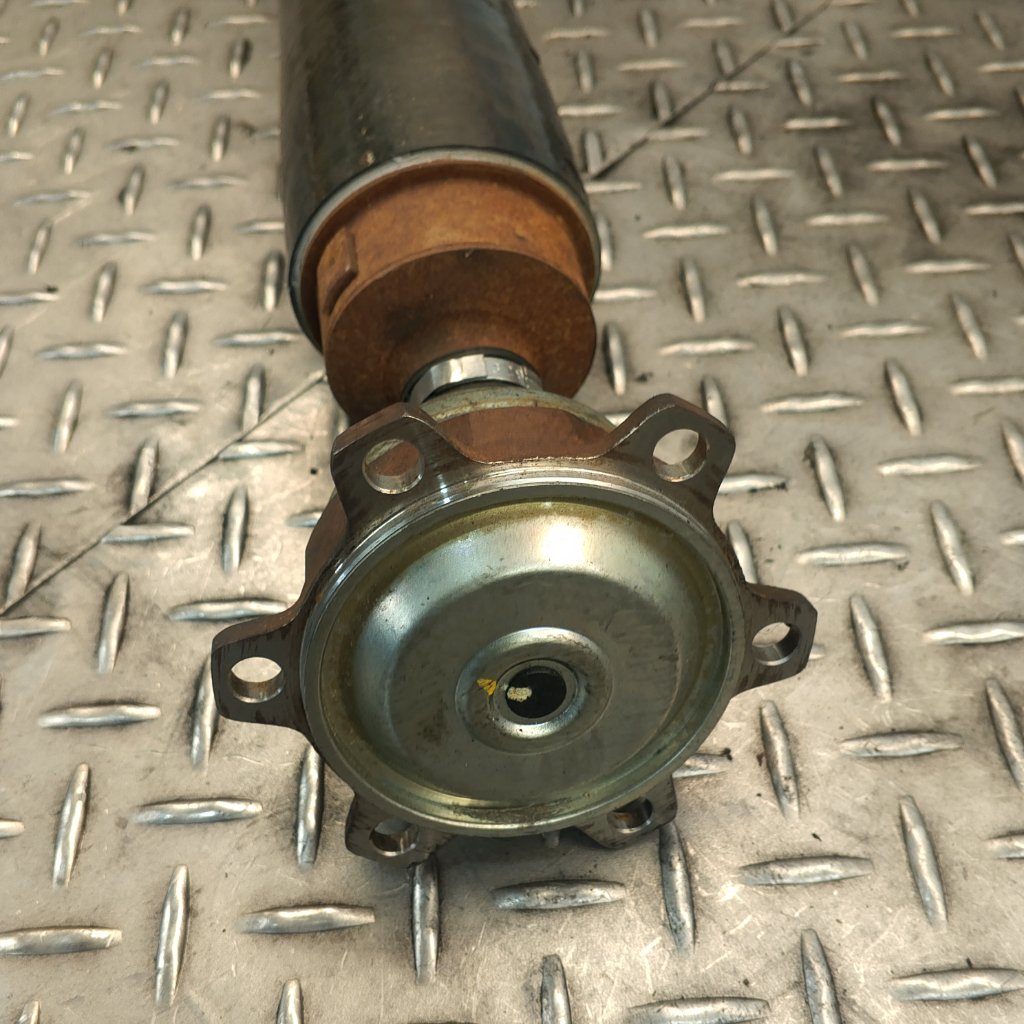 Карданный вал задний Pajero 2014 4 3.2 4m41