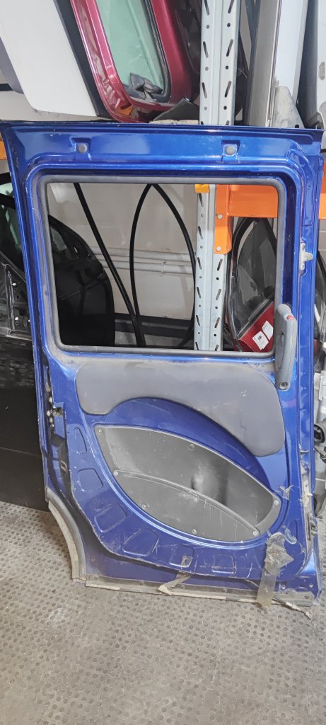 Дверь сдвижная Doblo