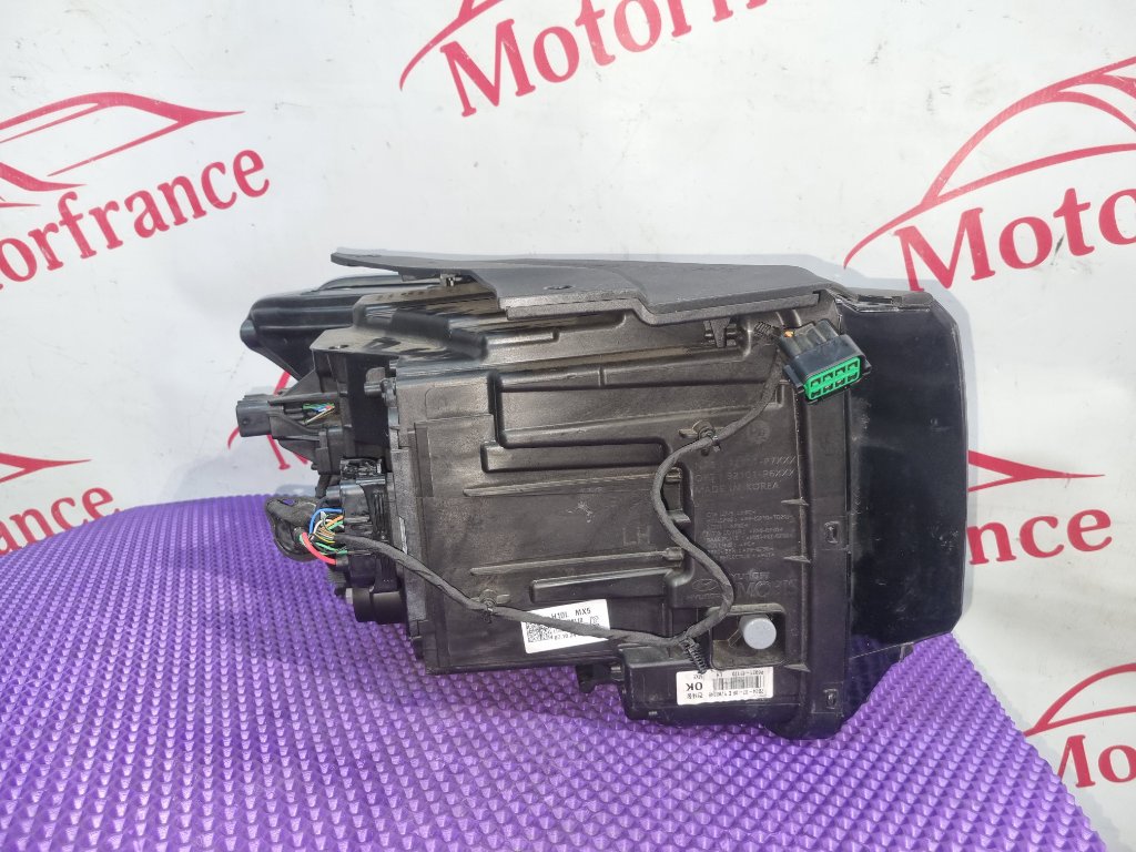 Фара светодиодная левая Santa Fe