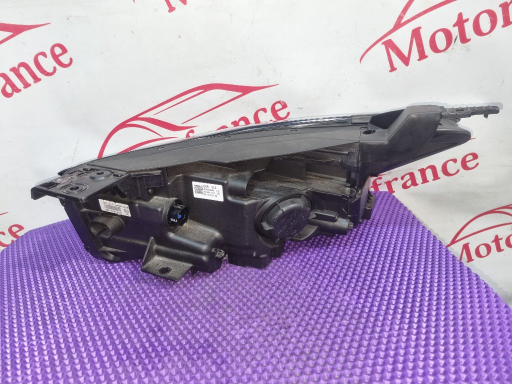 Фара светодиодная передняя правая K8