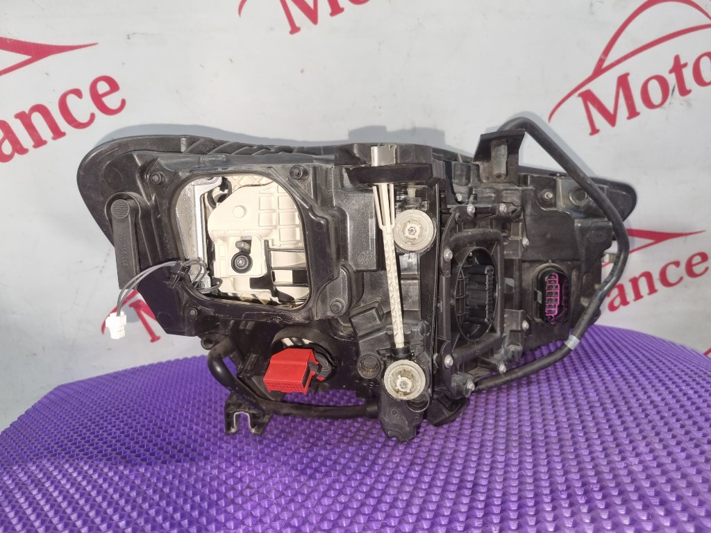 Фара светодиодная левая A6 2018 C7