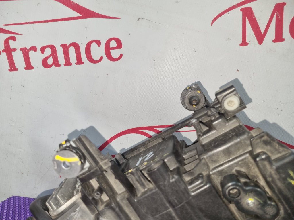 Фара светодиодная Jetta 2023 JEM