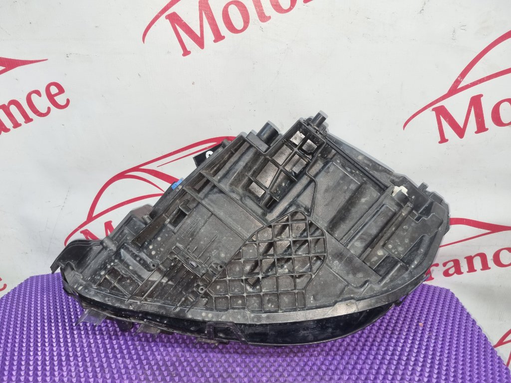 Фара светодиодная CLA-Class C118