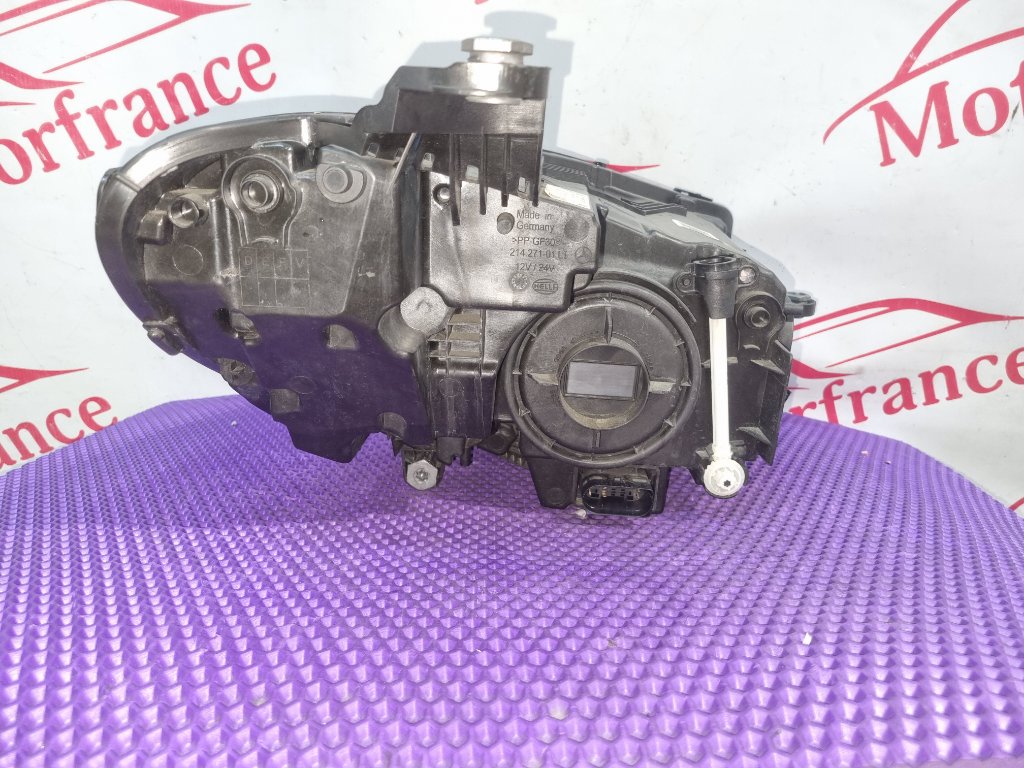 Фара светодиодная левая CLS-Class C257