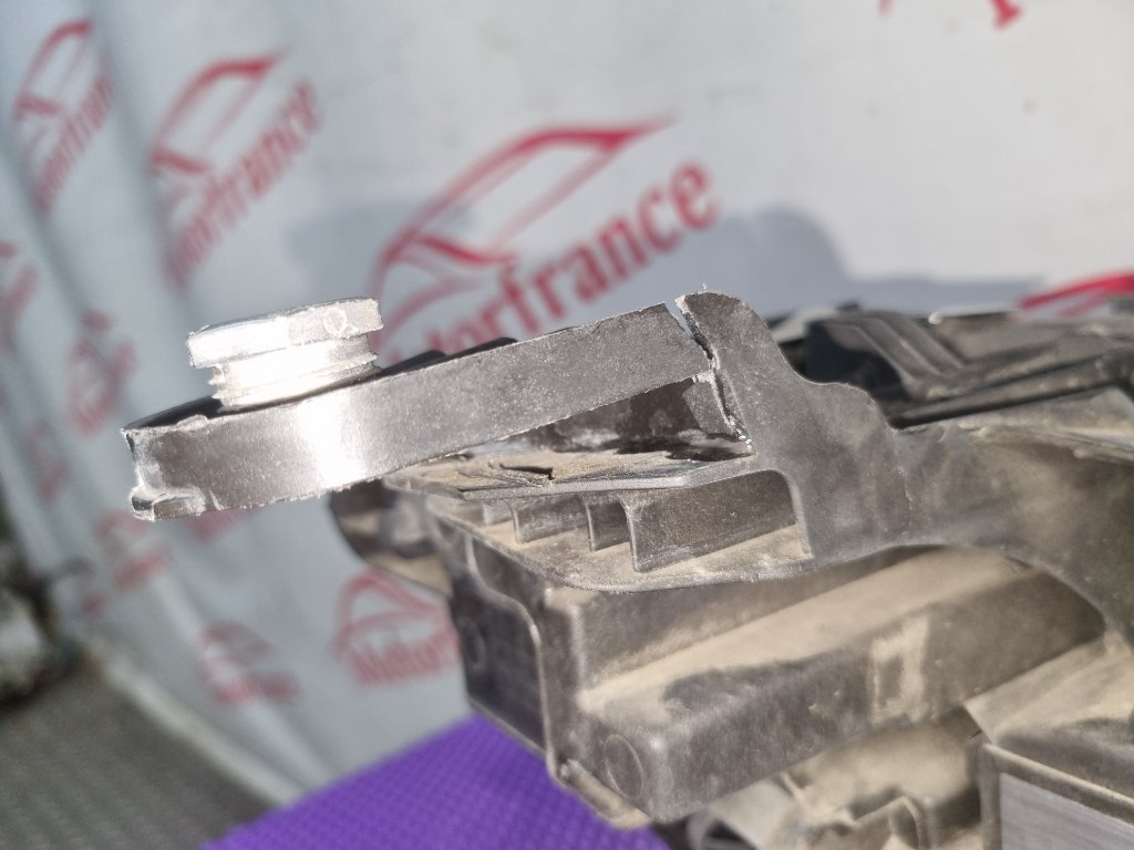 Фара светодиодная левая E-Class W213