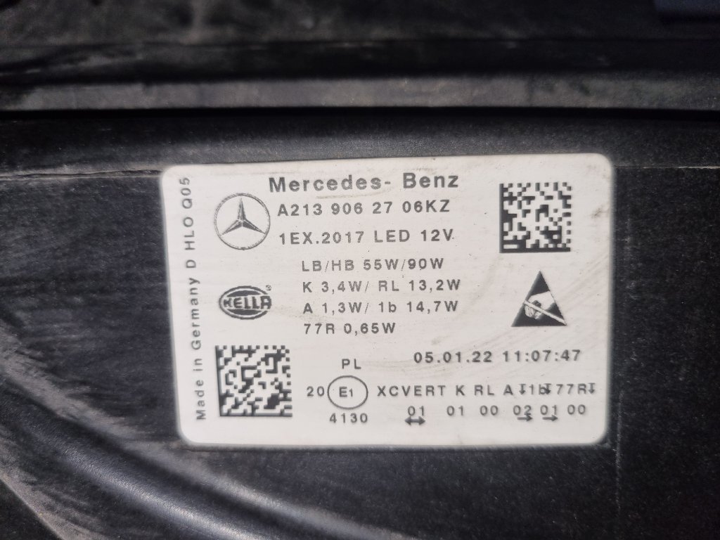 Фара светодиодная левая E-Class W213