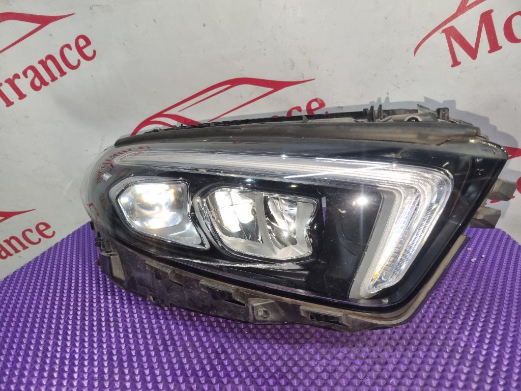 Фара светодиодная правая Mercedes-Benz A-Class W177 A1779064803 контрактная