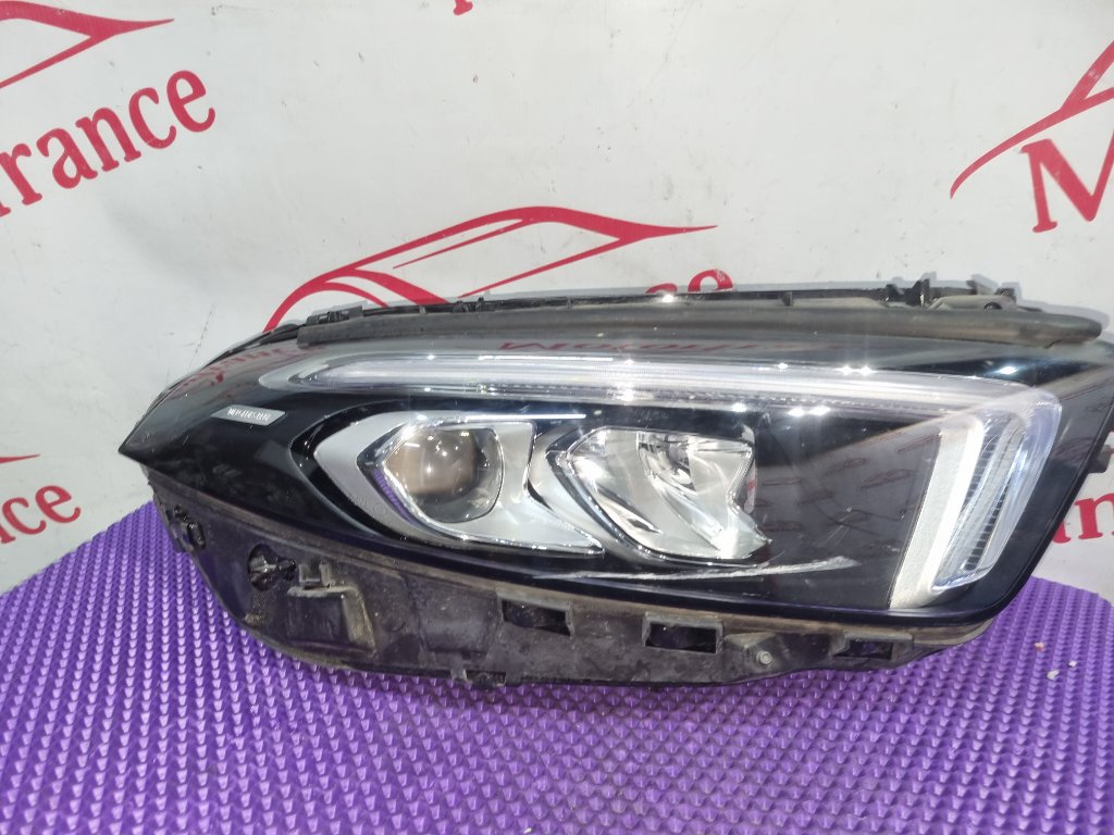 Фара светодиодная правая A-Class W177