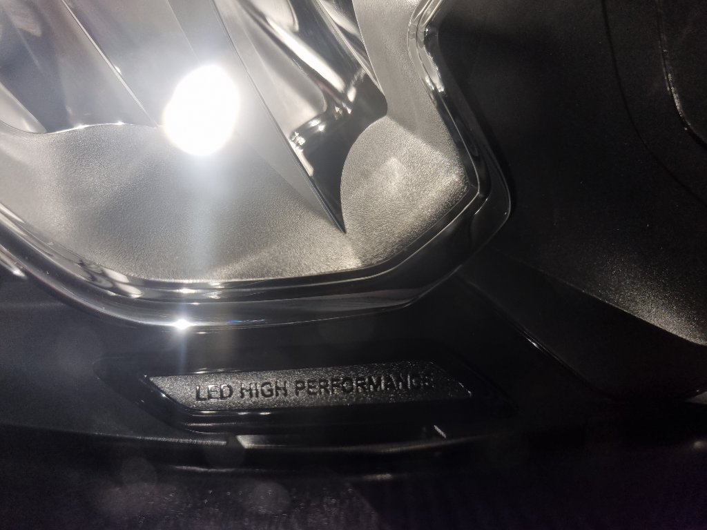 Фара светодиодная правая Mercedes-Benz A-Class W177