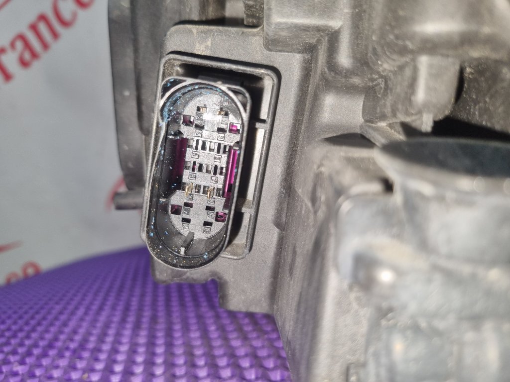 Фара светодиодная правая A-Class W177