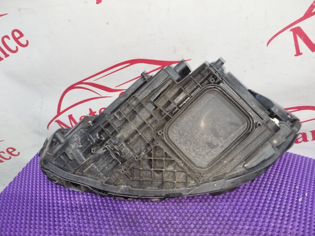 Фара светодиодная правая A-Class W177