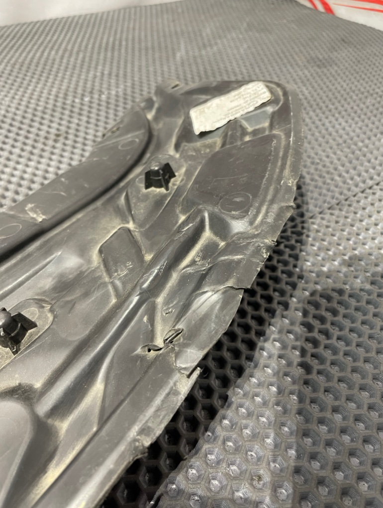Защита бампера Urus 4ML