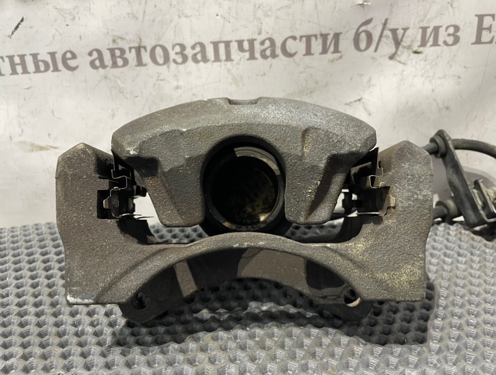 Суппорт тормозной передний левый Mitsubishi ASX GA 1.6 4A92 контрактная