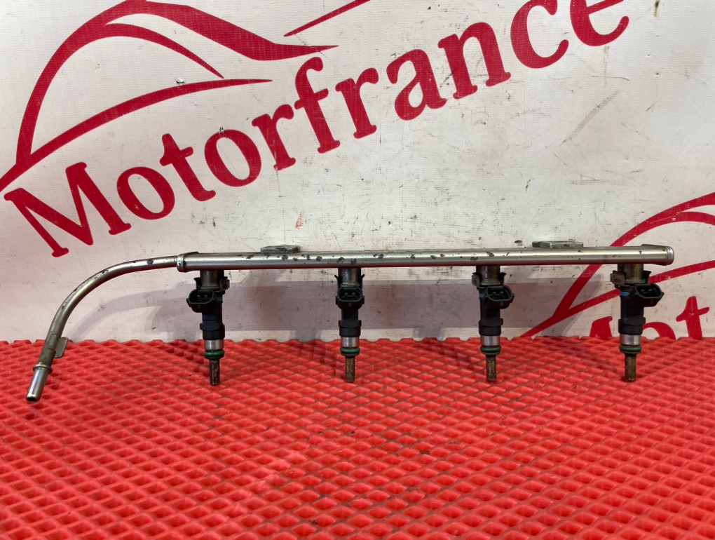 Запчасть топливная рампа Mitsubishi Outlander 2 4B12 1465A205 контрактная Топливная рампа Mitsubishi Outlander 2 4B12 1465A205 контрактная