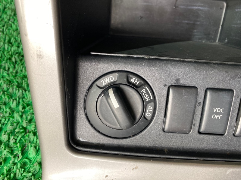 Кнопка включения 4wd Nissan Pathfinder R51 VQ40DE 2004 (б/у)