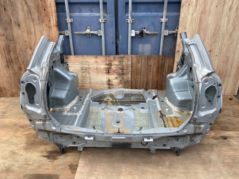 Крыло заднее правое TOYOTA COROLLA FIELDER 2013 NZE164 1NZ-FE 6160113700 контрактная