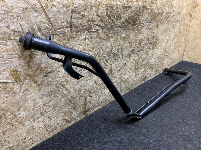 Горловина топливного бака задняя FIT 2013 GK3 L13B