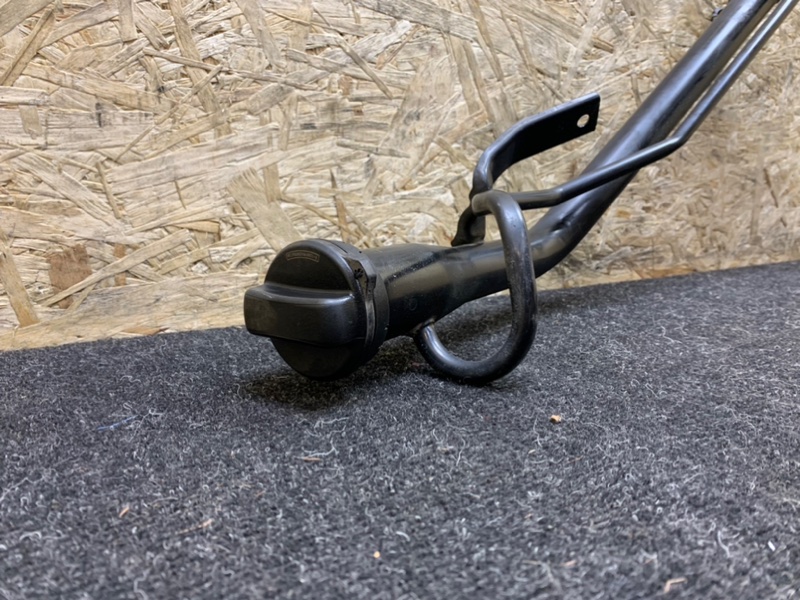 Горловина топливного бака задняя FIT 2013 GK3 L13B