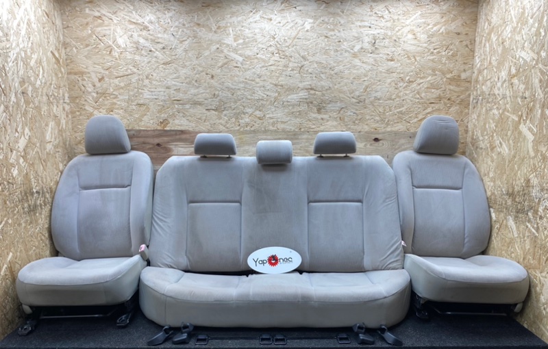 Сидения комплект TOYOTA COROLLA AXIO 2007 NZE141 1NZFE 7151112A70 контрактная