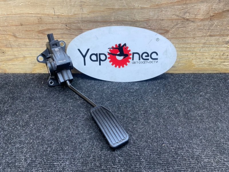 Педаль газа HONDA FREED 2011 GB3 L15A 17800TF0J03 контрактная