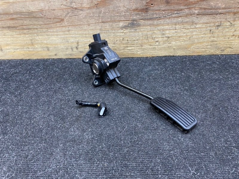 Педаль газа INSIGHT 2010 ZE2 LDA