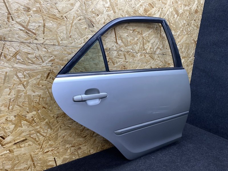 Дверь задняя правая TOYOTA CAMRY ACV30 2AZ-FE
