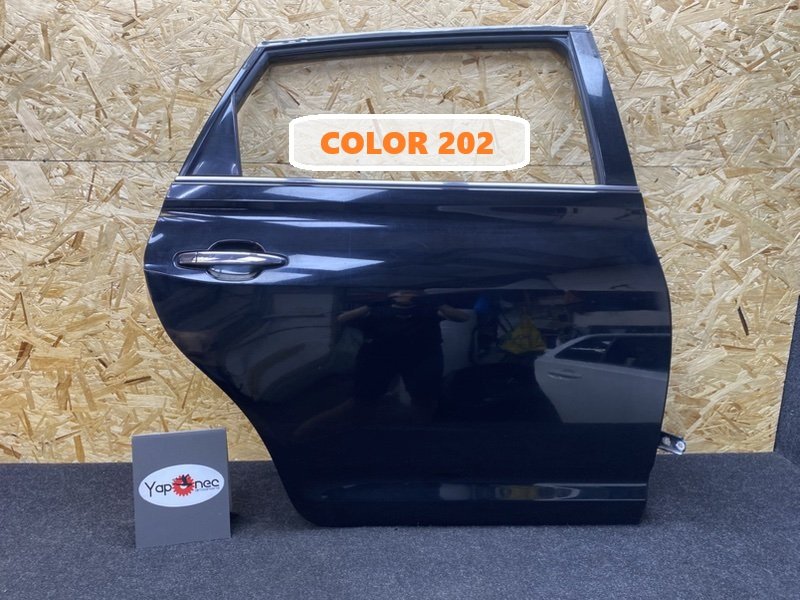 Дверь задняя правая TOYOTA MARK X ZIO 2012 ANA15 2AZ-FE 6700372010 контрактная