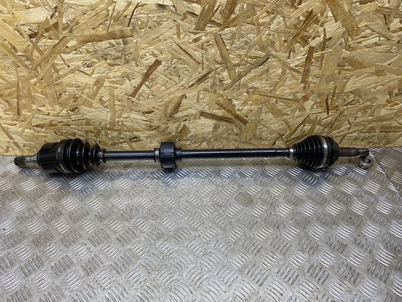 Привод передний правый TOYOTA COROLLA AXIO NZE141 1NZ-FE Привод передний правый TOYOTA COROLLA AXIO NZE141 1NZ-FE