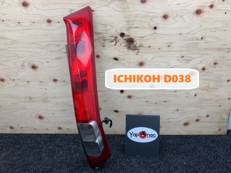 Стоп-сигнал задний правый HONDA STREAM 2006 RN8 R20A 33501SMA003 контрактная