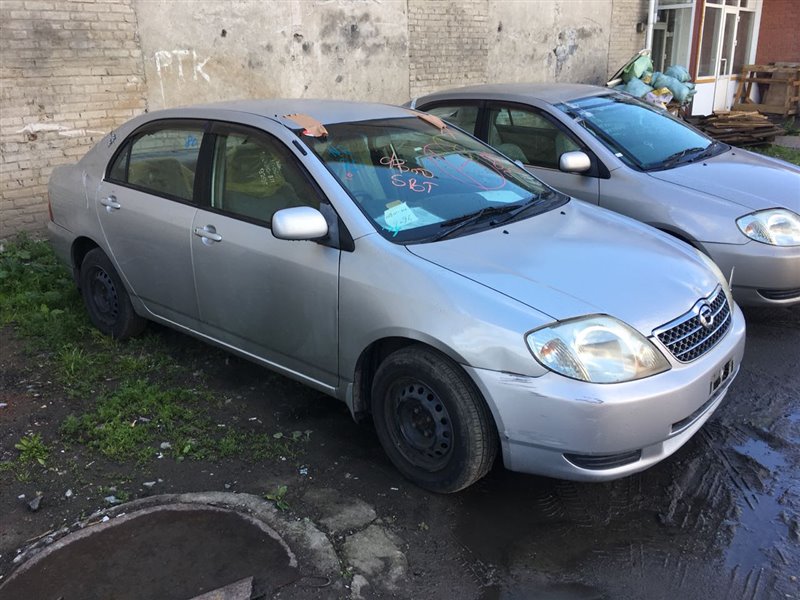 Corolla nze121. Toyota Corolla nze121 2001. Toyota Corolla 2001 двигатель. Королла 2001 год купить торпеду.